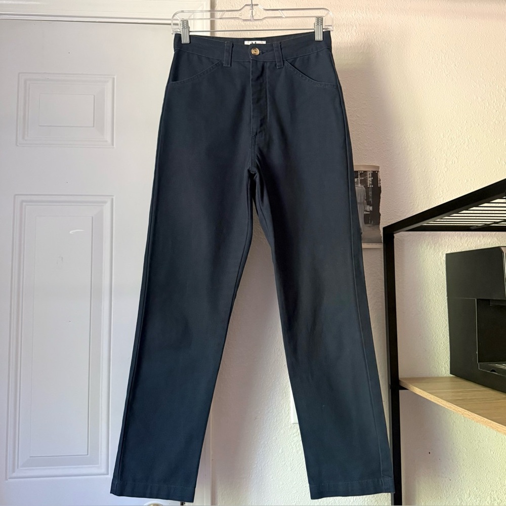 ME & ARROW navy blue straight slim leg high rise cropped cotton pants